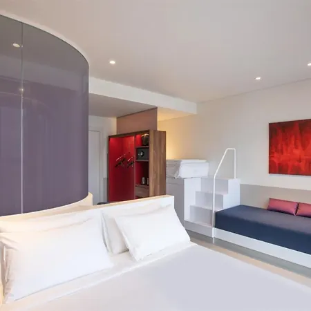 Wink Icon Hotel Danang Riverside - Luxury Suites - 24Hrs Stay & Rooftop Pool Bar Exterior photo