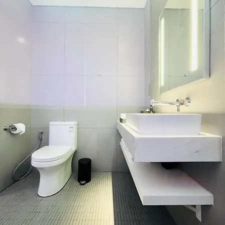 Wink Icon Hotel Danang Riverside - Luxury Suites - 24Hrs Stay & Rooftop Pool Bar Exterior photo