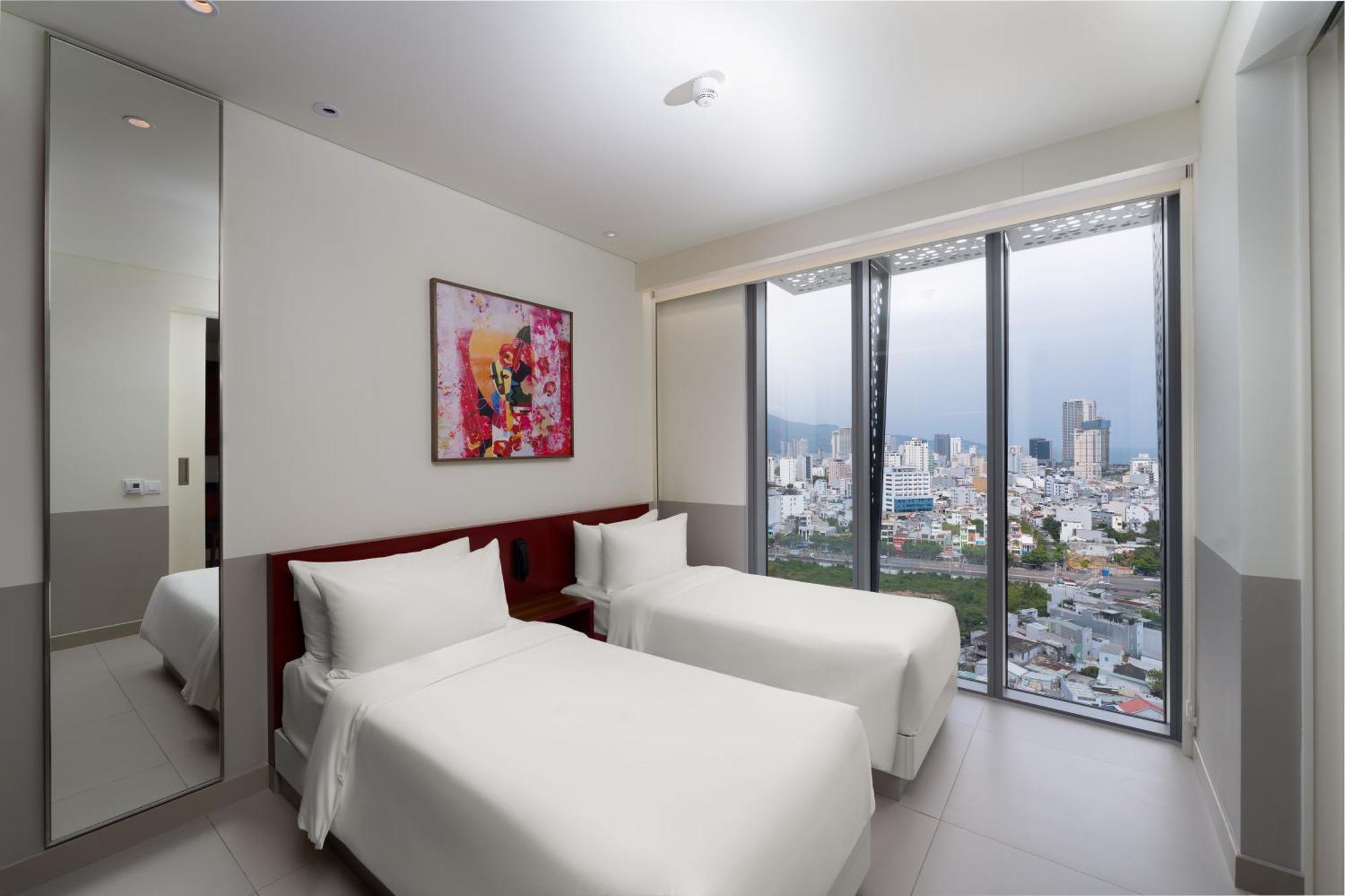 Wink Icon Riverside - Luxury - 24hrs & Rooftop Pool Bar