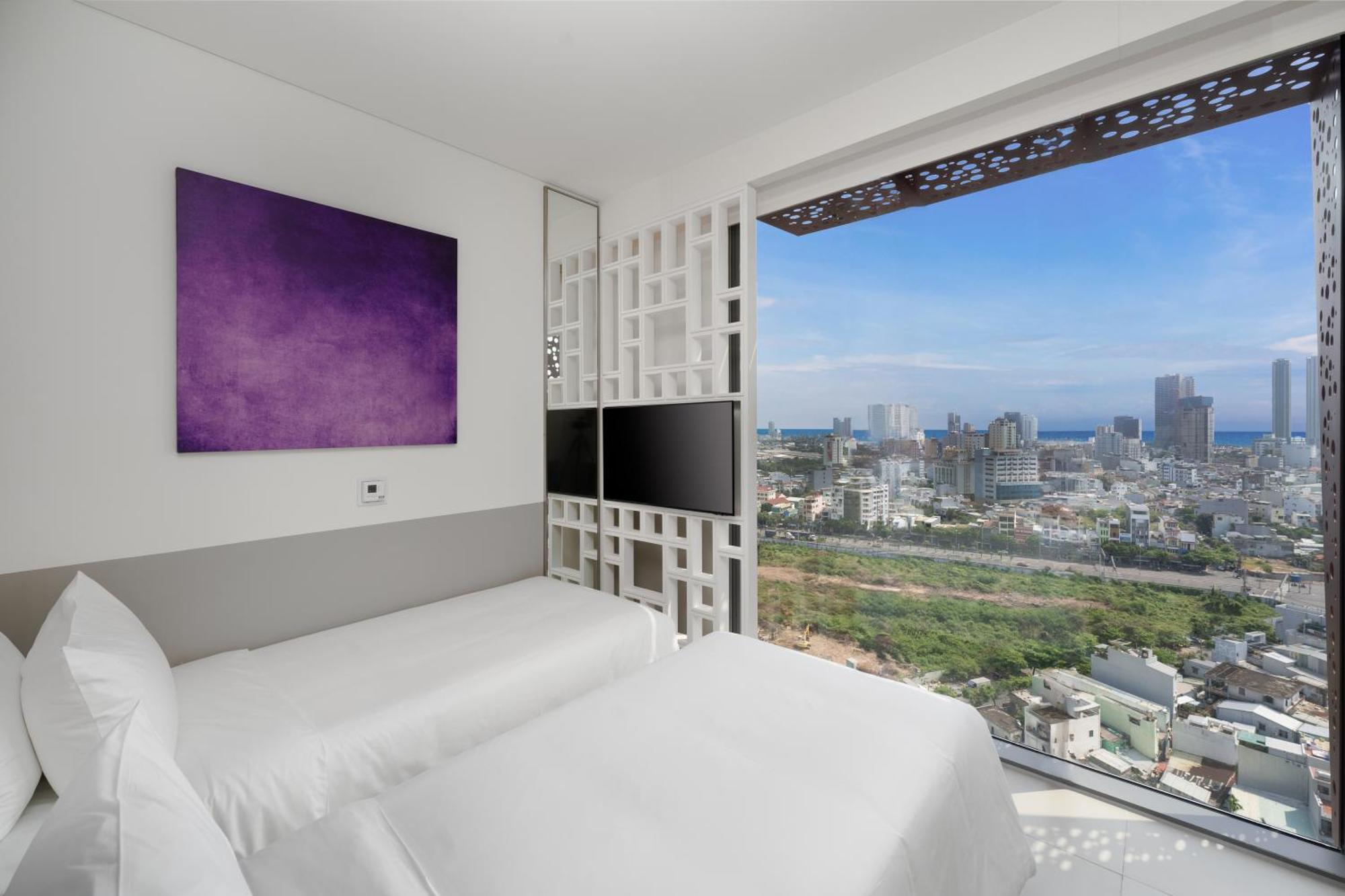 Hotel Wink Icon Riverside - Luxury - 24hrs & Rooftop Pool Bar Đà Nẵng