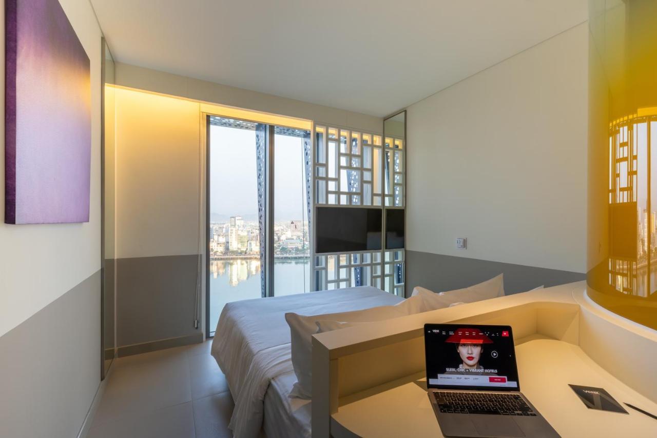 Wink Icon Riverside - Luxury - 24hrs & Rooftop Pool Bar
